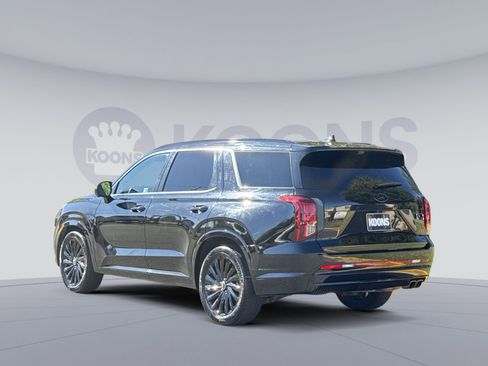 Used 2024 Hyundai Palisade Calligraphy image 4