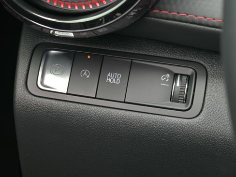 New 2026 Chevrolet Equinox RS w/ Convenience Package III FWD image 25