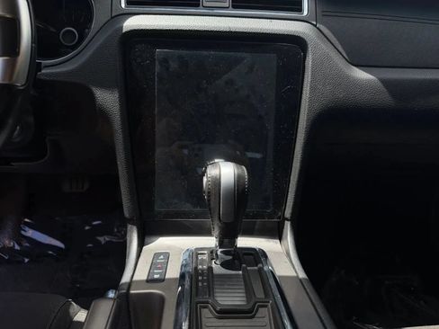 Used 2014 Ford Mustang Convertible RWD image 12