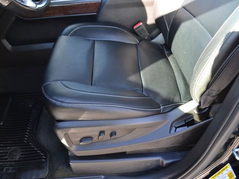 Used 2016 GMC Sierra 1500 SLT w/ SLT Premium Package image 30