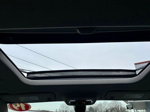 Used 2019 Chevrolet Traverse High Country image 30