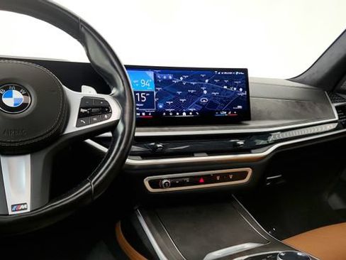 Used 2024 BMW X7 xDrive40i w/ M Sport Package AWD/4WD image 65