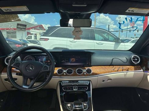 Used 2018 Mercedes-Benz E 300 image 7