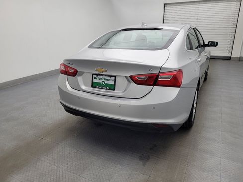 Used 2018 Chevrolet Malibu LT w/ Driver Confidence Package image 7