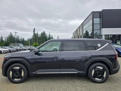 New 2026 Kia EV9 Light RWD image 2