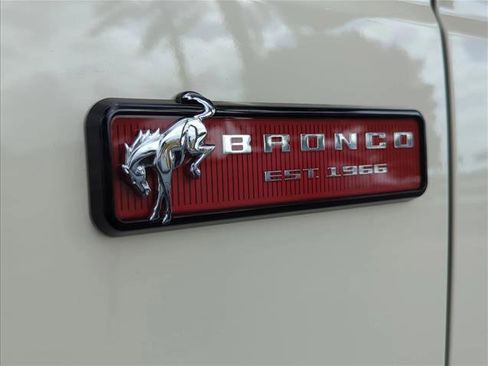 New 2026 Ford Bronco Outer Banks image 19