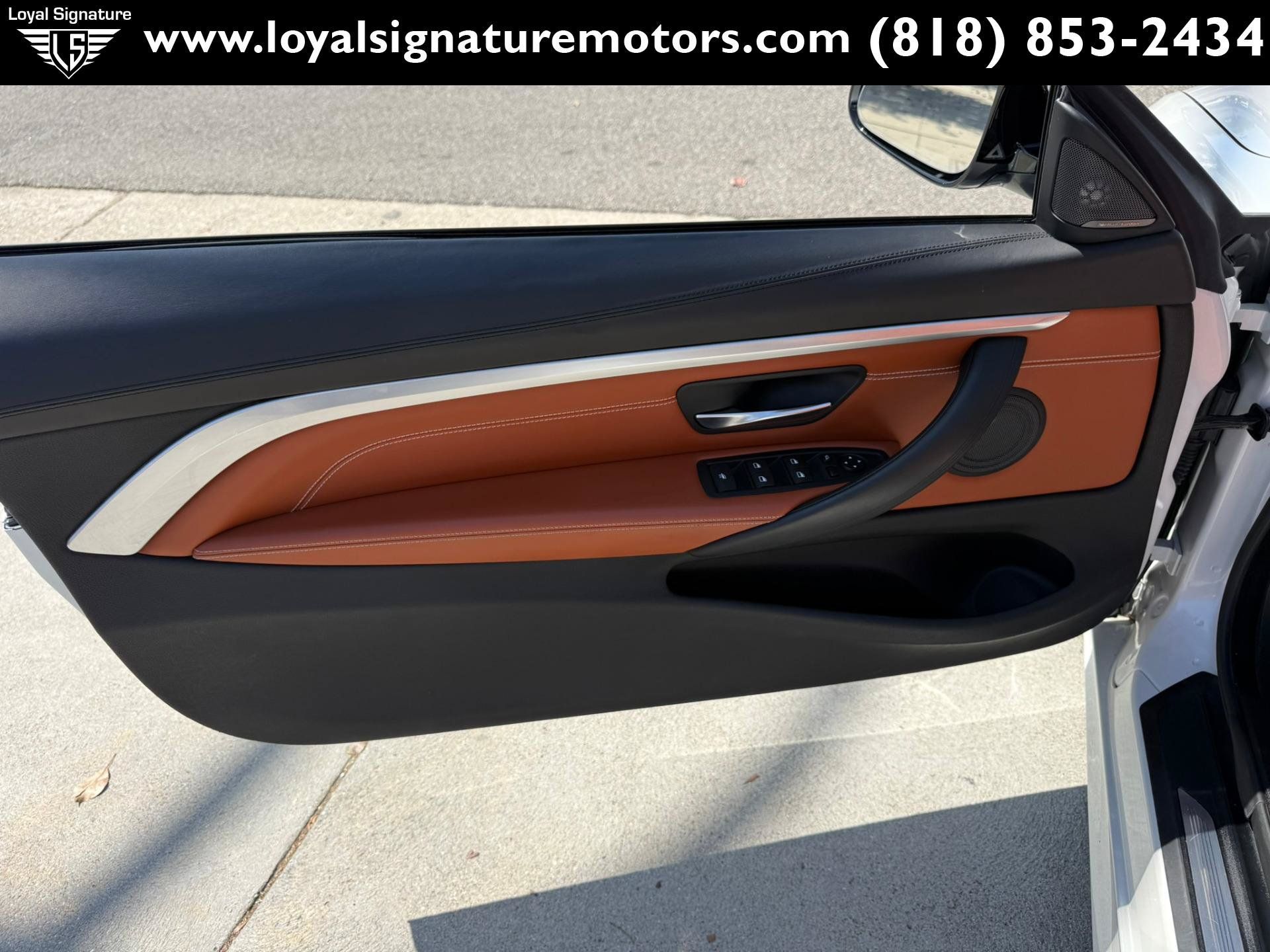 Used 2017 BMW M4 Convertible RWD image 17