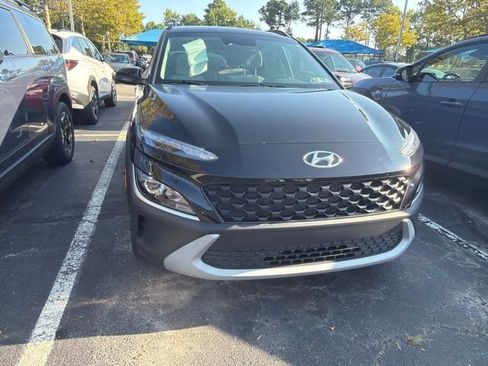 Used 2023 Hyundai Kona SEL w/ Cargo Package AWD/4WD image 2