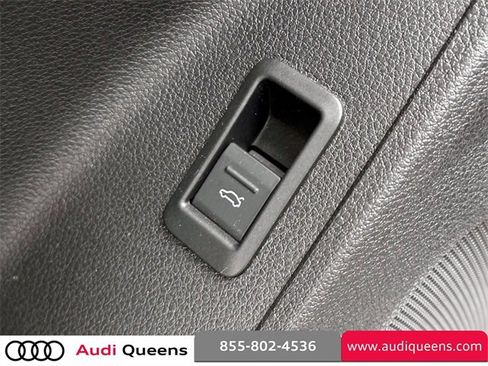 Certified 2022 Audi Q3 2.0T Premium image 18