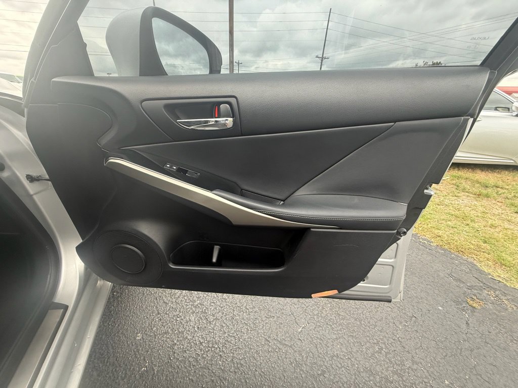 Used 2015 Lexus IS 250 RWD image 15