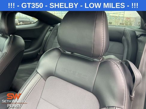 Used 2020 Ford Mustang Shelby GT350 w/ Technology Package image 16