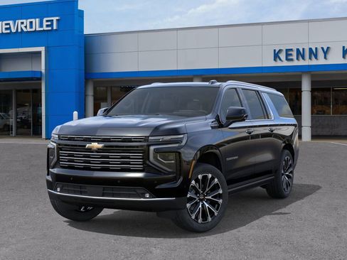 New 2026 Chevrolet Suburban High Country image 6
