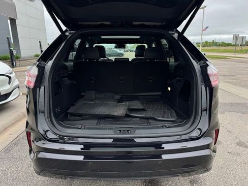 Certified 2024 Ford Edge ST-Line w/ Cargo Accessory Package AWD/4WD image 38