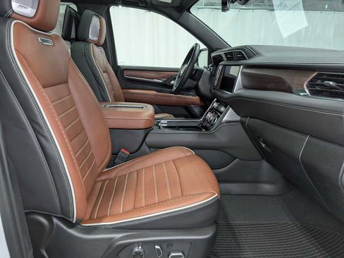 Used 2024 GMC Yukon Denali Ultimate image 45