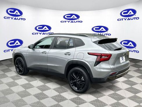 Used 2025 Chevrolet Trax ACTIV w/ Driver Confidence Package image 6