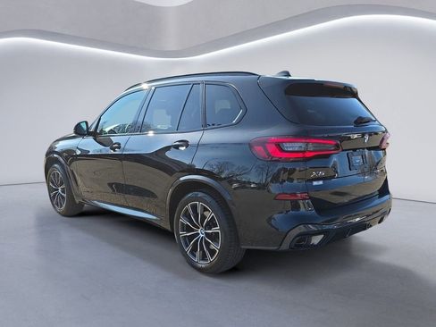 Used 2023 BMW X5 xDrive40i w/ M Sport Package image 5