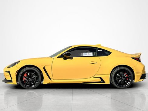 New 2026 Toyota GR86 YUZU Limited image 2