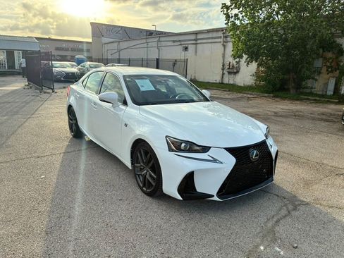 Used 2018 Lexus IS 300 F Sport w/ F Sport Package AWD/4WD image 4