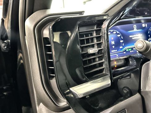 Used 2023 Chevrolet Silverado 1500 High Country AWD/4WD image 15