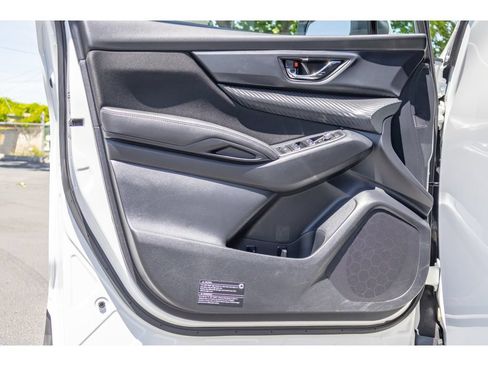 Certified 2025 Subaru Ascent Premium AWD/4WD image 18