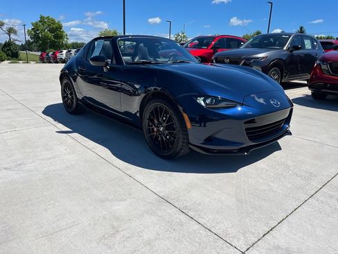 Certified 2025 MAZDA MX-5 Miata RF Club w/ Interior Package RWD image 11