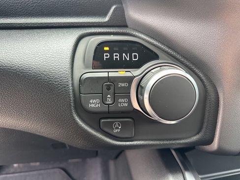 New 2026 RAM 1500 Express AWD/4WD image 29