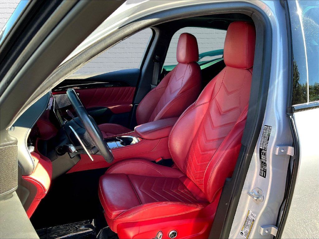 Used 2023 Maserati Grecale Modena AWD/4WD image 15