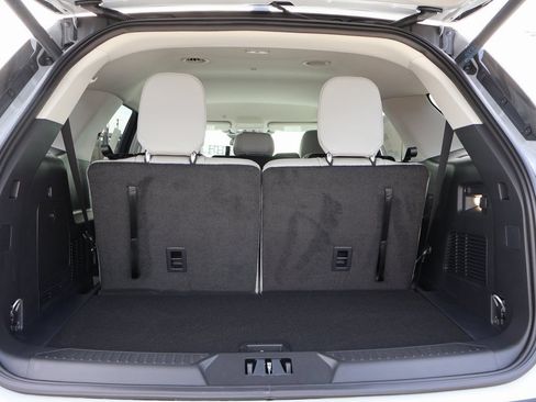 New 2026 Ford Explorer Active w/ Active Comfort Package AWD/4WD image 16