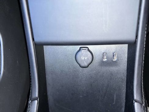 Used 2013 Tesla Model S Long Range image 26