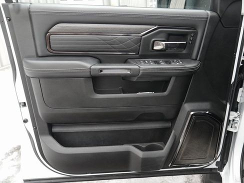 Used 2025 RAM 2500 Limited image 16