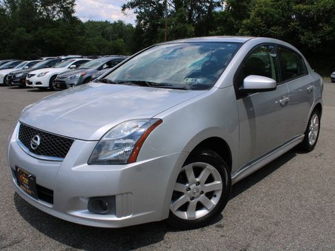 Used 2012 Nissan Sentra 2.0 SR FWD image 1