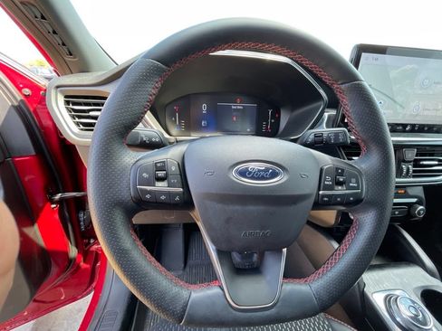 Used 2024 Ford Escape ST-Line w/ Tech Pack #1 AWD/4WD image 13