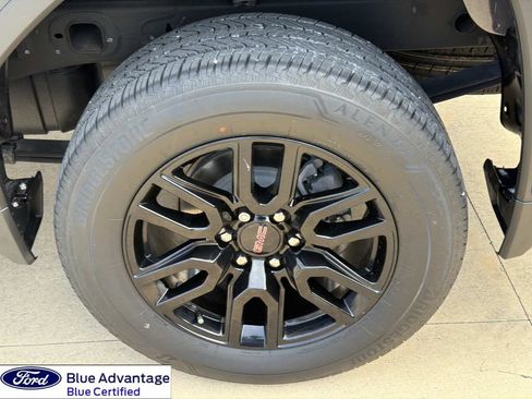 Used 2022 GMC Sierra 1500 Elevation RWD image 7