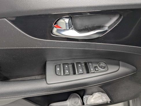 Used 2022 Kia Forte GT-Line w/ GT-Line Technology Package FWD image 34