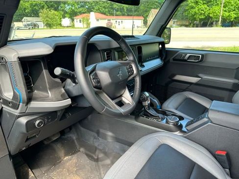 Used 2022 Ford Bronco Black Diamond AWD/4WD image 6