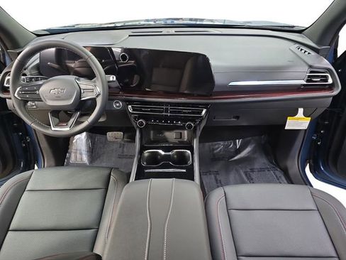 New 2026 Chevrolet Traverse Z71 w/ Driver Confidence Package image 9