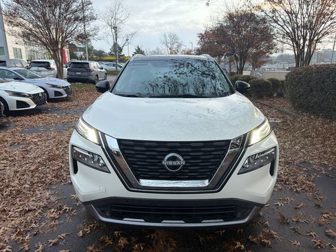 Certified 2023 Nissan Rogue SL w/ SL Premium Package image 2