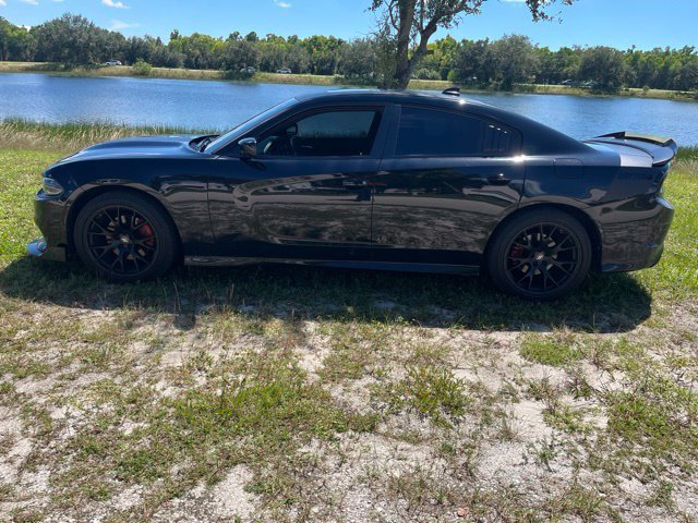 Used 2023 Dodge Charger R/T w/ Daytona Edition Group RWD image 4