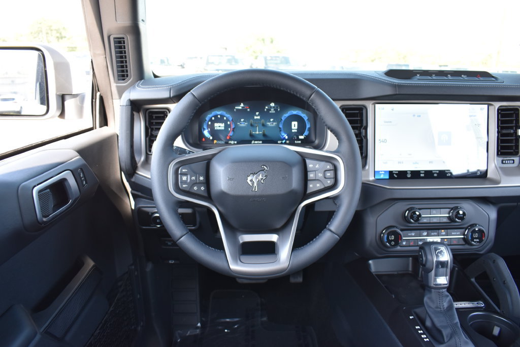 New 2026 Ford Bronco Outer Banks w/ Sasquatch Package AWD/4WD image 15