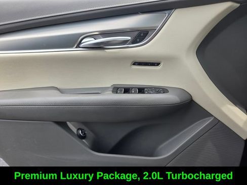 Used 2022 Cadillac XT5 Premium Luxury FWD image 21