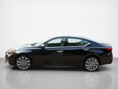 Certified 2023 Nissan Altima 2.5 SL AWD/4WD image 6
