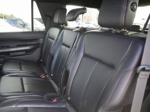 Used 2019 Ford Expedition XLT w/ Equipment Group 202A image 13