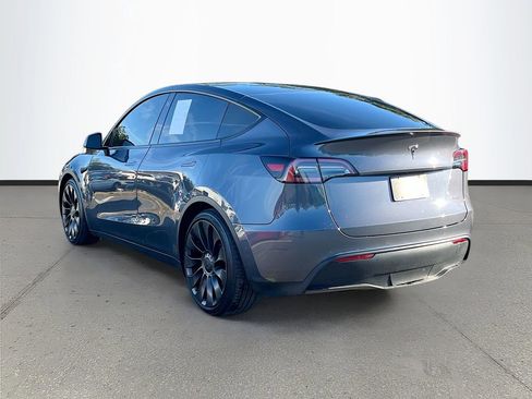 Used 2022 Tesla Model Y Performance image 5