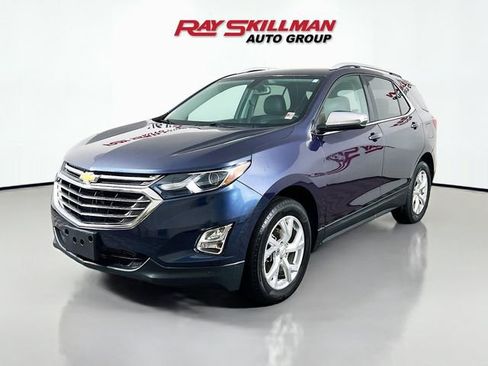 Used 2018 Chevrolet Equinox Premier image 3