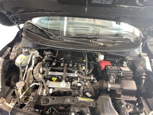 Used 2025 Nissan Versa S w/ S Plus Package FWD image 18