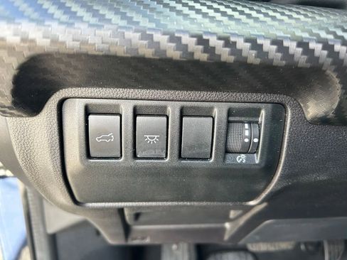 Used 2025 Subaru Ascent Premium AWD/4WD image 12