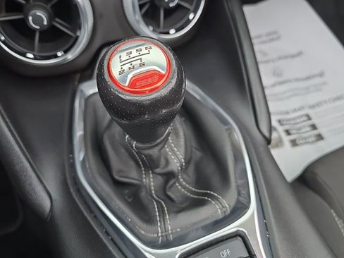 Used 2017 Chevrolet Camaro SS image 21