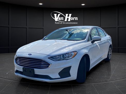 Used 2020 Ford Fusion SE AWD/4WD image 3