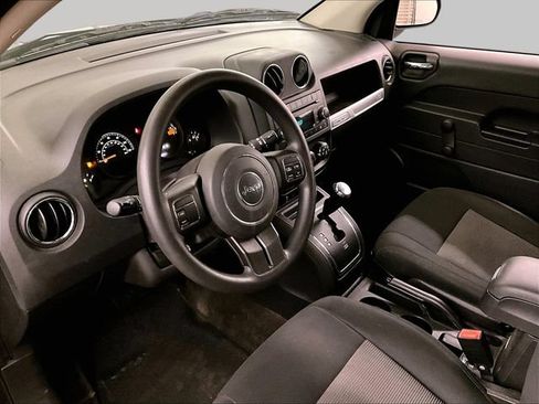 Used 2014 Jeep Compass Sport w/ All Weather Capability Group AWD/4WD image 13