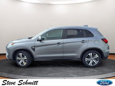 Used 2021 Mitsubishi Outlander Sport ES image 2